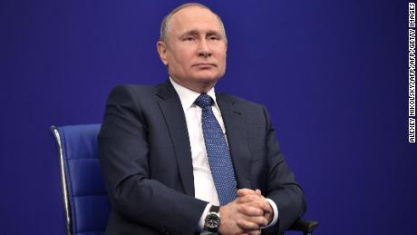US names Russian oligarchs in 'Putin list'