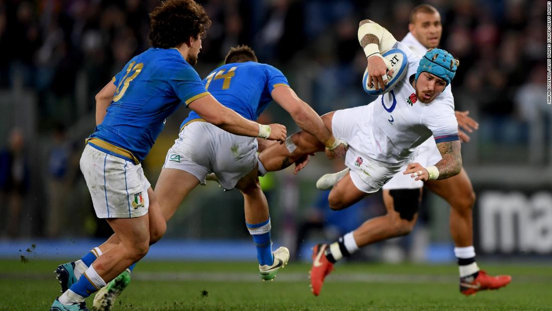The final match of the opening weekend saw Italy face England in Rome.