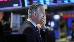 NEW YORK, NY - FEBRUARY 06:  Traders work on the floor of the New York Stock Exchange (NYSE) on February 6, 2018 in New York City. Following Monday's over 1000 point drop, the Dow Jones Industrial Average briefly fell over 500 points in morning trading.  (Photo by Spencer Platt/Getty Images)