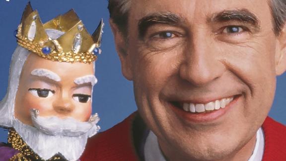 mr rogers king and queen puppets