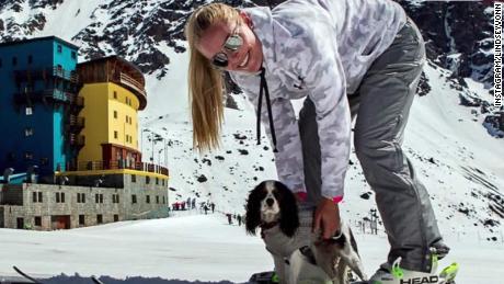 lindsey vonn rescue dogs skiing pyeongchang 2018 winter olympics intl orig_00004701.jpg