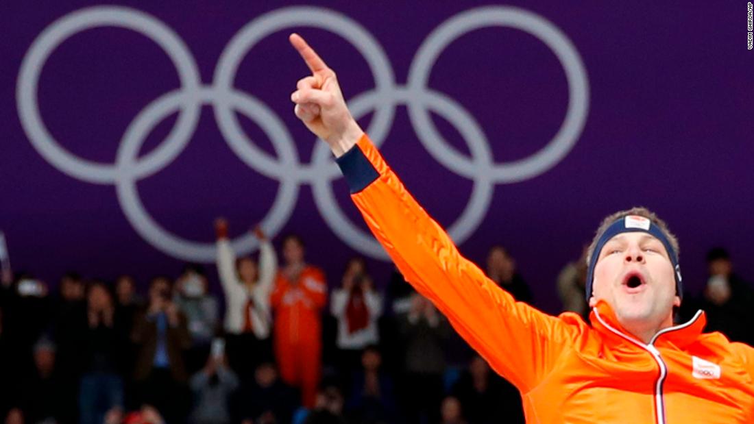 Dutch speedskater Sven Kramer won the 5,000 meters for the third straight Olympics. He&#39;s the first man in Olympic history to win eight speedskating medals.