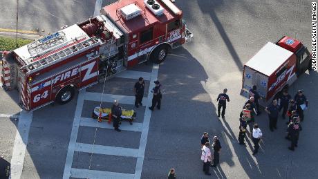 Parkland paramedics delayed by chaos, audio reveals