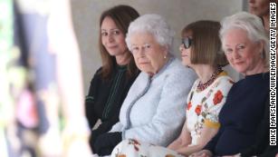 Queen Elizabeth joins Anna Wintour on front row of London Fashion Week