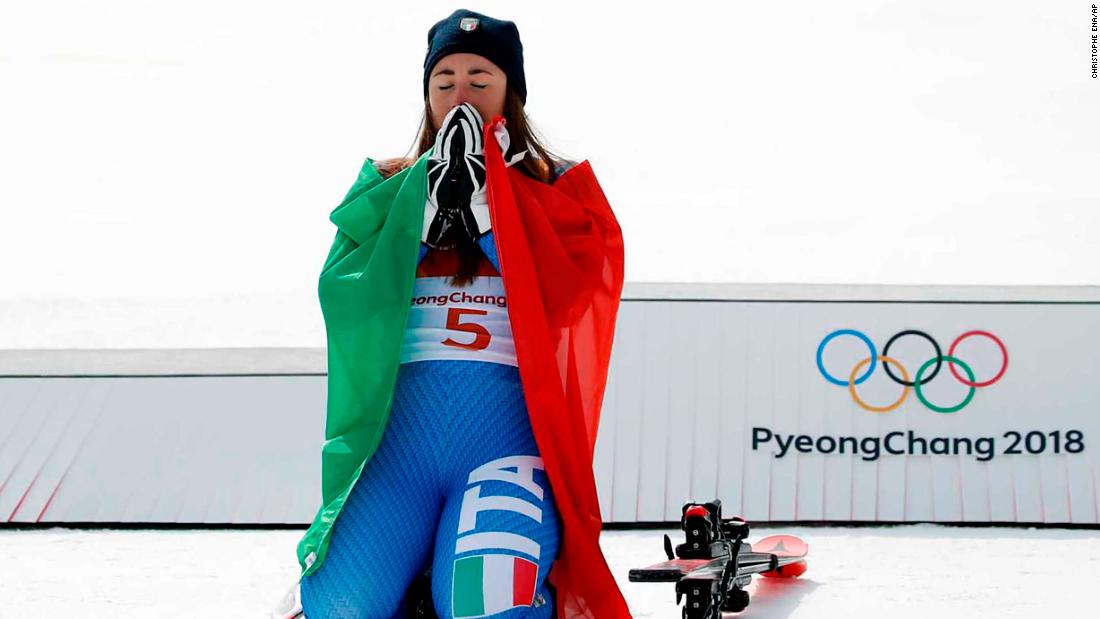 It was the Italian, Sofia Goggia -- who is currently leading the World Cup downhill standings -- that beat Vonn to gold. The 25-year-old became the first Italian to win gold in the women&#39;s downhill. 