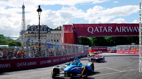 Sebastien Buemi&#39;s Formula E simulator training