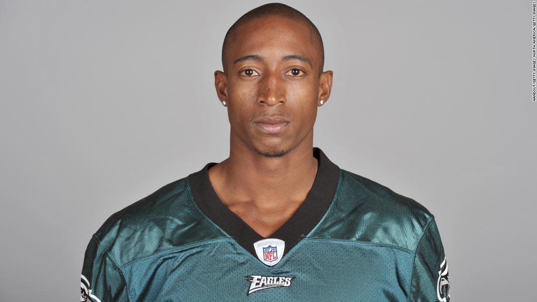 In sporting spheres, his early ambitions lay with the NFL rather than rugby. After signing for the Philadelphia Eagles in 2011, Baker was released due to a knee injury. 