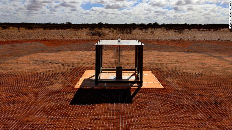 EDGES ground-based radio spectrometer, CSIRO&#39;s Murchison Radio-astronomy Observatory in Western Australia.