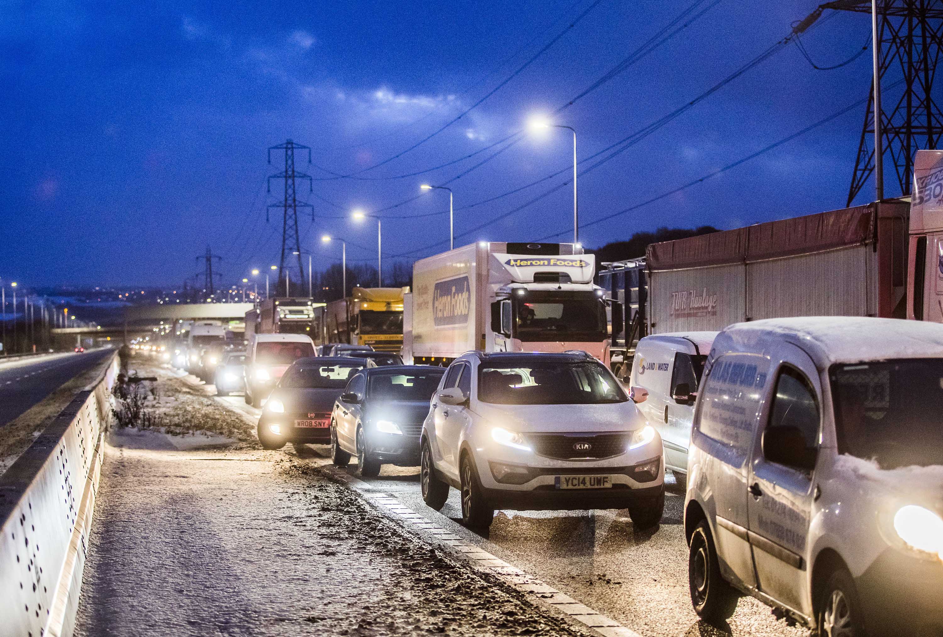 death toll rises as snow causes chaos across europe cnn