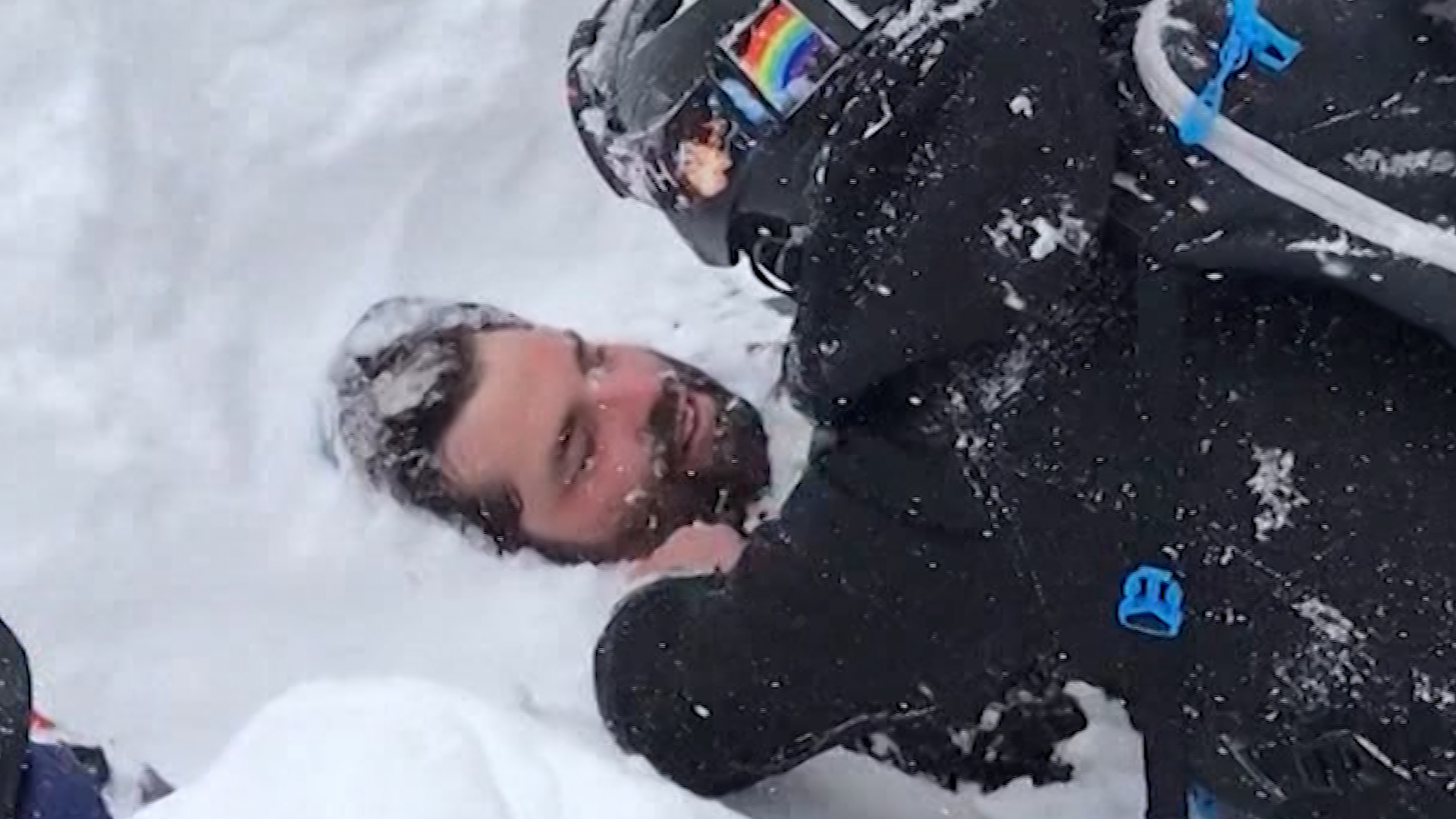 Person buried in Avalanche