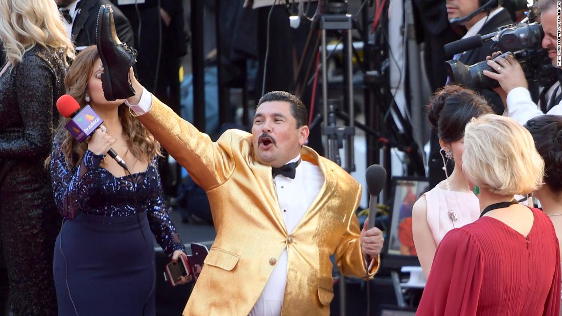 Jimmy Kimmel sent Guillermo to the Oscars red carpet again, and he didn