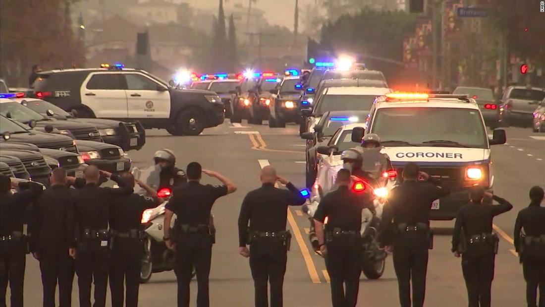 California shooting: Standoff that left officer dead started with a car ...