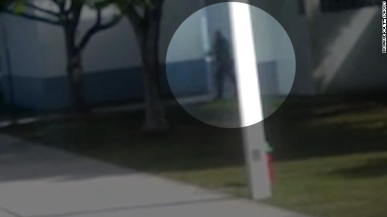 Video shows officer didn't go inside Parkland 
