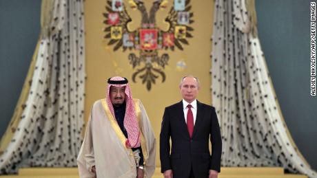 Russian President Vladimir Putin, right, with Saudi King Salman bin Abdulaziz Al-Saud in Moscow on October 5, 2017.