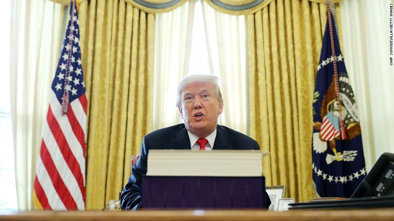 Trump embraces his impulses in ever-chaotic Oval Office