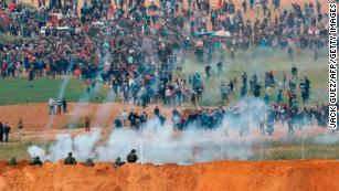Tensions high along Gaza-Israel border as Palestinians call for &#39;Friday of Fire&#39;