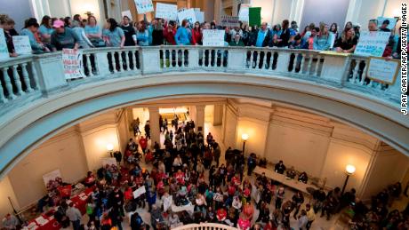 Oklahoma bill would permanently revoke teachers' certification if they walk out