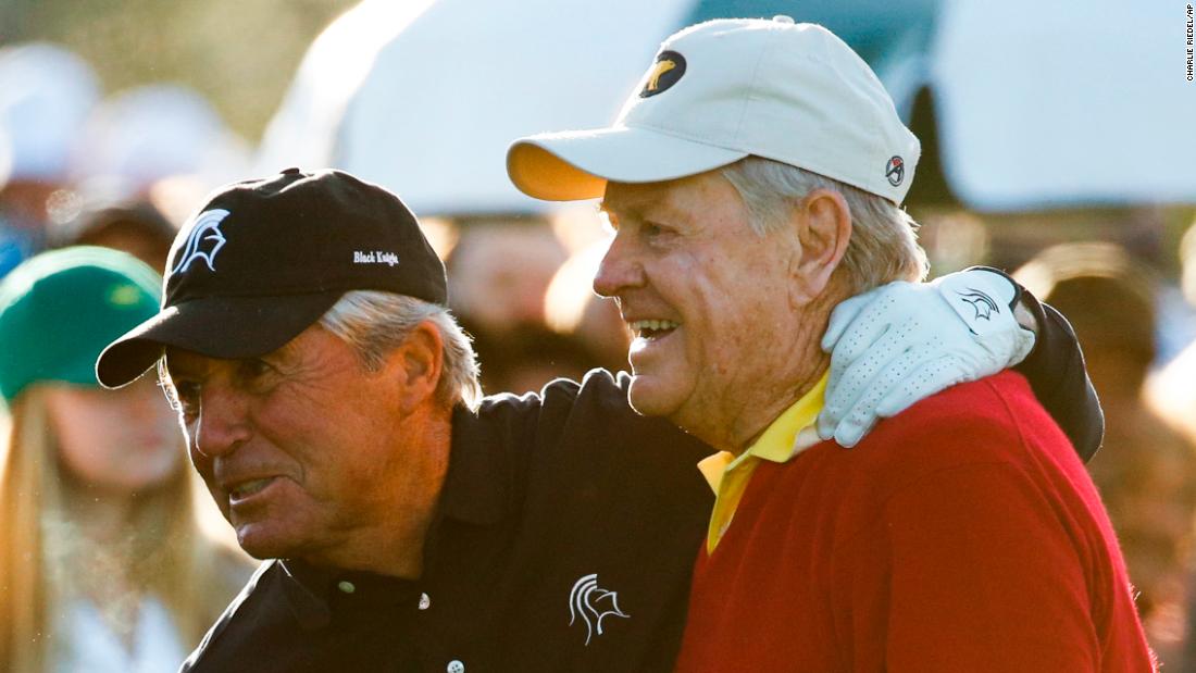 Player and Nicklaus embrace during the ceremony.