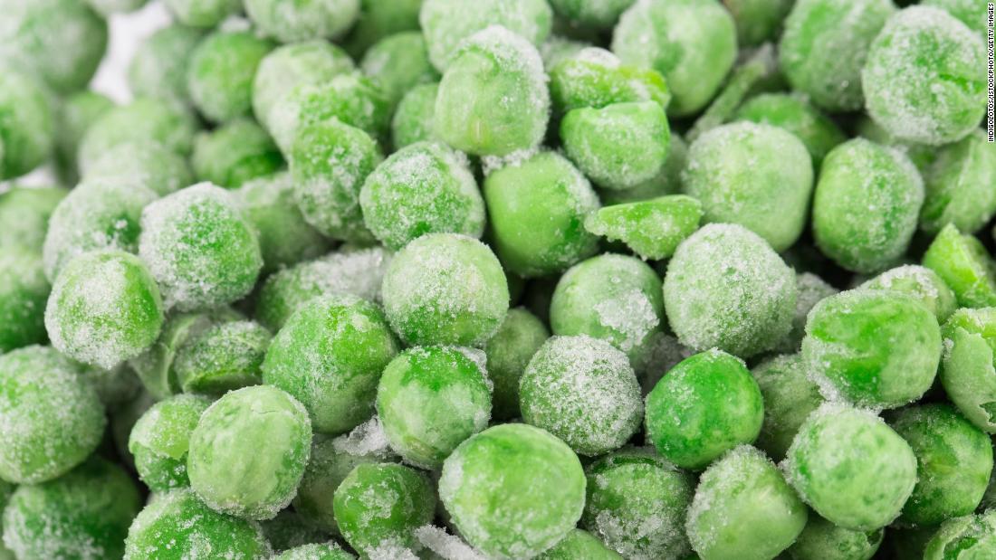 Frozen sweet peas ranked sixth on this year&#39;s clean produce list due to the fact that none of the tested samples contained more than two pesticides. Overall, about eight out of every 10 frozen sweet pea samples tested negative for pesticides.