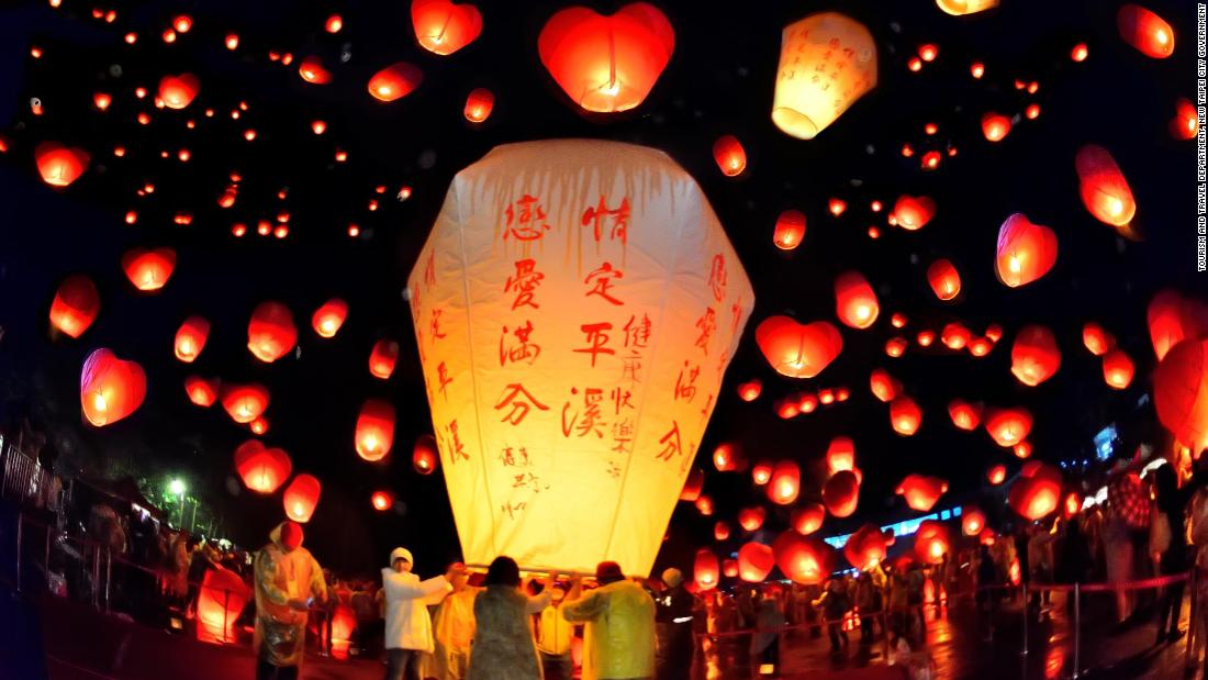 At Pingxi Lantern Festival Wishes, Types Of Lantern Lights In Taiwan