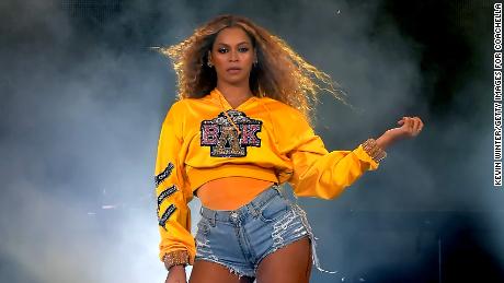 Beyoncé makes history with Coachella performance