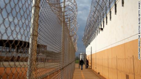 Lawsuit alleges &#39;forced labor&#39; in immigrant detention