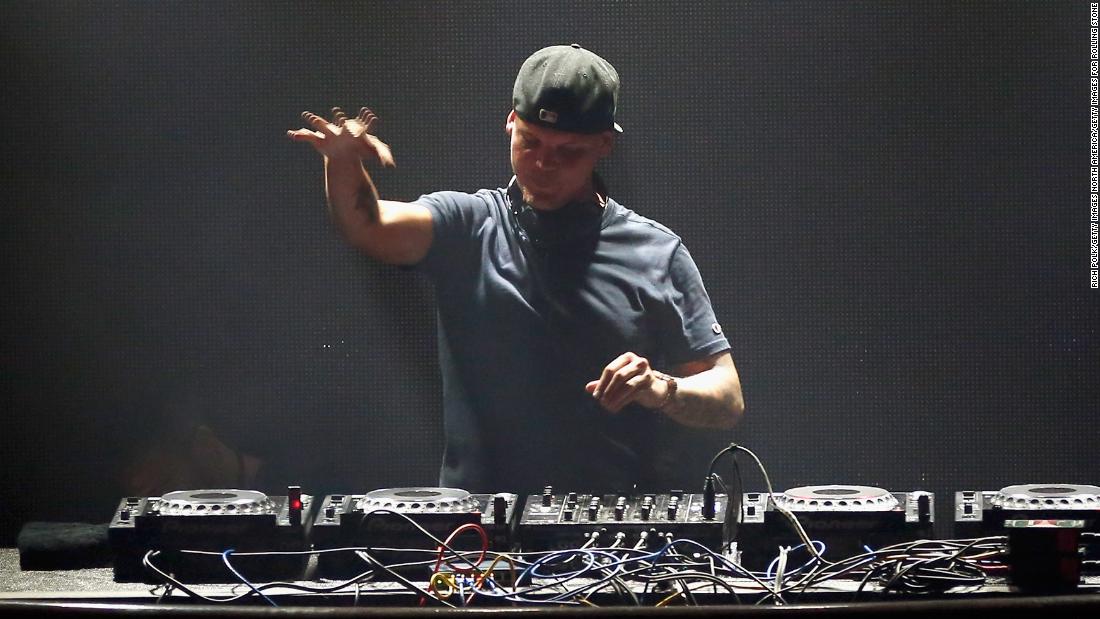 Dj avicii фото