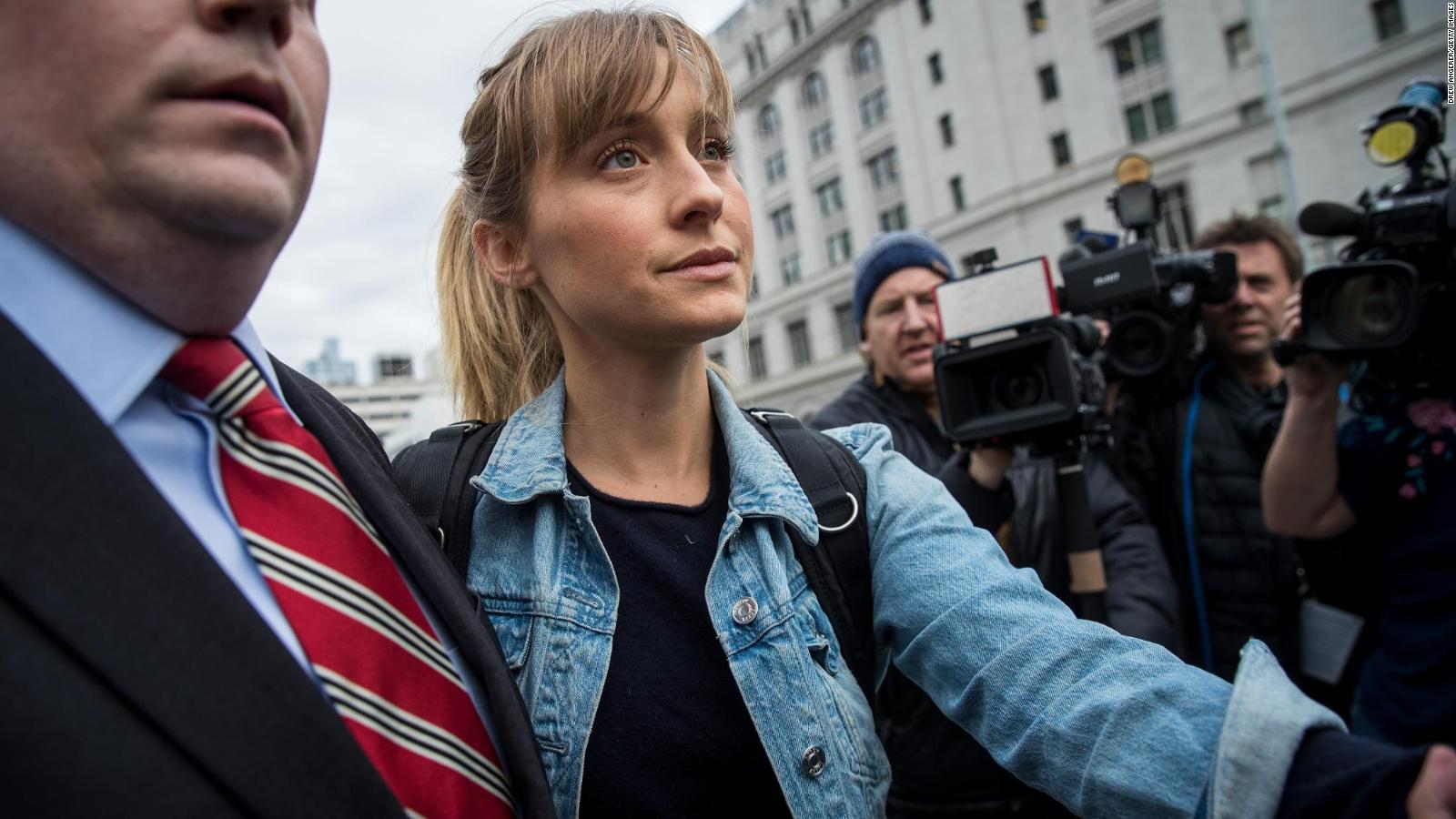 Smallville Actress Allison Mack Pleads Guilty In Sex Cult Case Hot Sex Picture