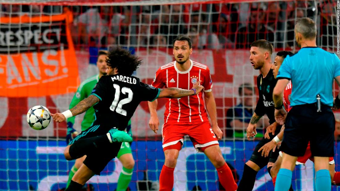 With Bayern Munich leading 1-0, Marcelo began Real Madrid&#39;s comeback. 