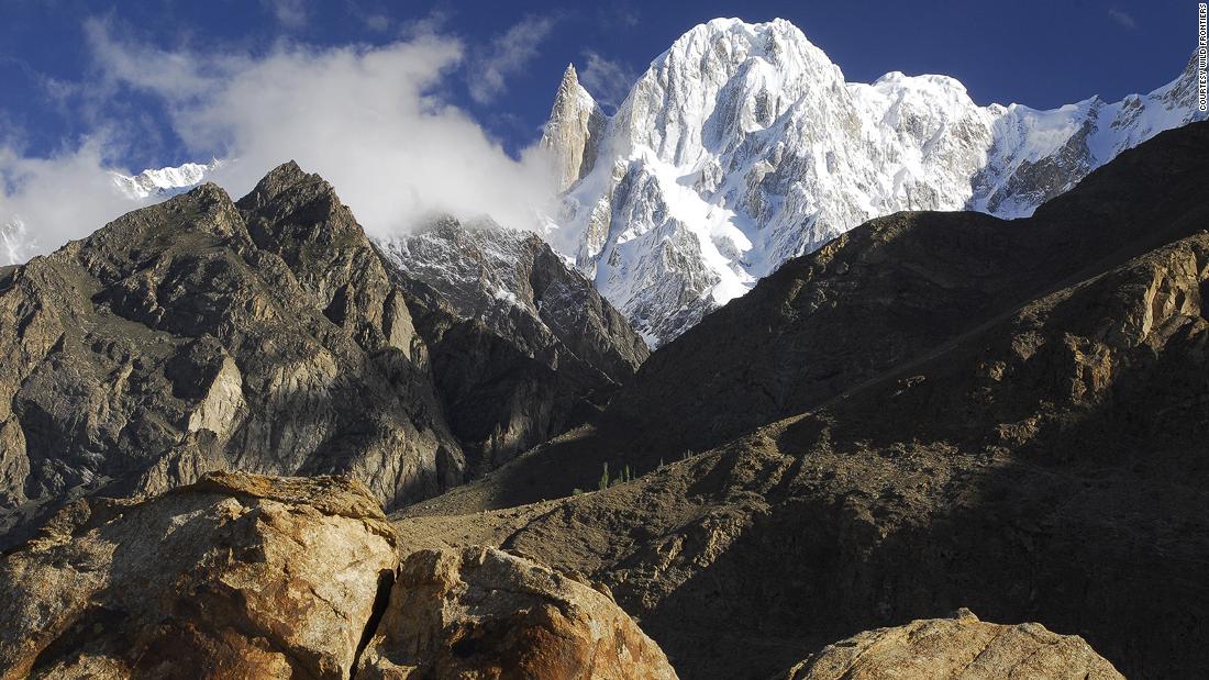 &lt;strong&gt;Iconic peaks: &lt;/strong&gt;Ladyfinger Peak (the sharp peak on the left) and Hunza Peak (right) are two of the most iconic mountains in the Gilgit-Baltistan region.