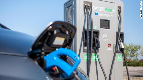Enel is building an electric highway from Italian northern metropolis Milan all the way to the country&#39;s capital, Rome.