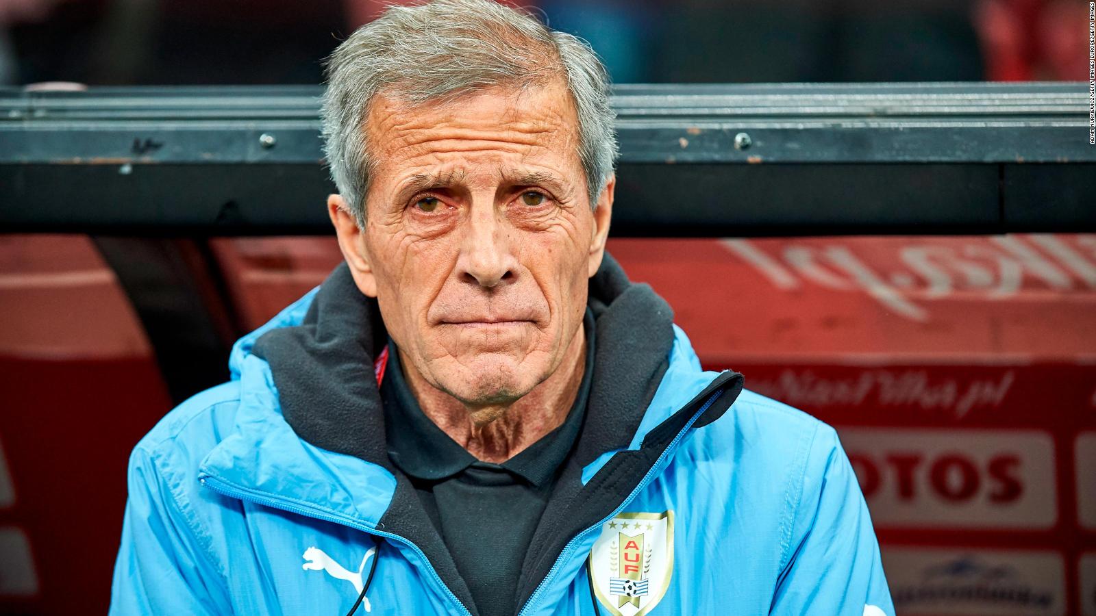 1.849 fotos e imágenes de óscar Tabárez Entrenador De Fútbol