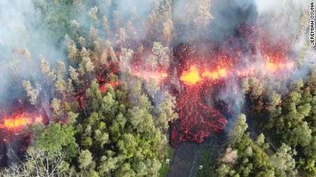 Volcanologist: Why live near Hawaii's volcano