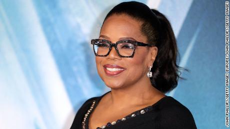 Oprah Winfrey opens her private road during Maui fire to help evacuations