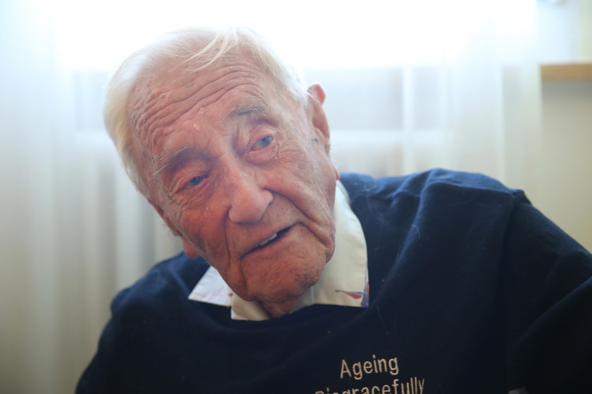 David Goodall, 104-year-old scientist, takes own life at clinic | CNN