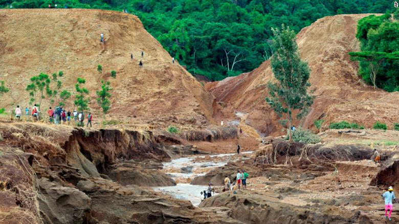 Kenya dam bursts, killing at least 45 - CNN