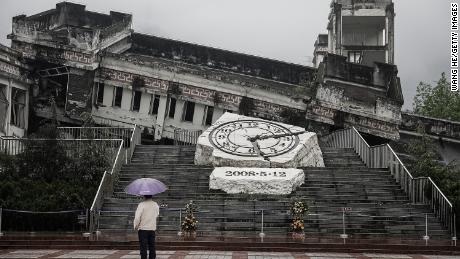 Een decennium later is het verdriet dat door de dodelijke aardbeving in Sichuan is veroorzaakt nog steeds voelbaar