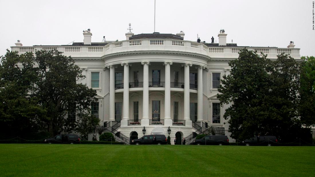 La Casa Blanca Biden publica el primer lote de registros de visitantes a la Casa Blanca, rompiendo con Trump