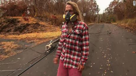 2 weeks after eruption, residents say it&#39;s getting worse