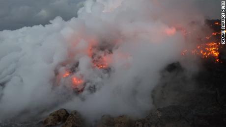 Kilauea erupts again as Hawaiians struggle with lost income