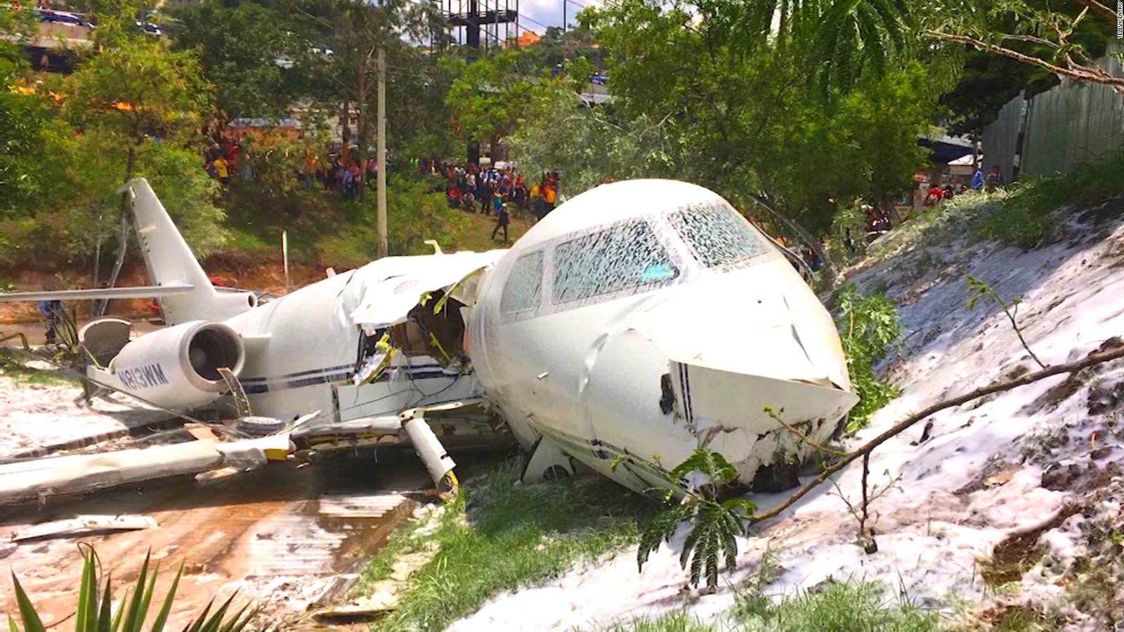Honduras plane crash: Private jet almost splits in two in landing at ...