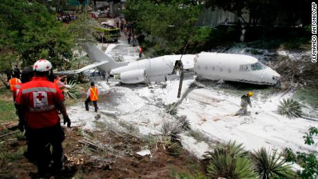 Honduras Plane Crash Private Jet Almost Splits In Two In Landing At Tegucigalpa Airport Cnn