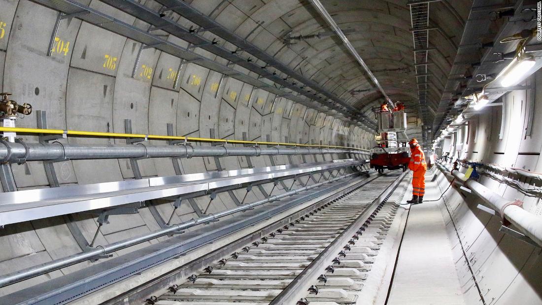 See What Londons Crossrail Elizabeth Line Look Like Photos Cnn Travel 