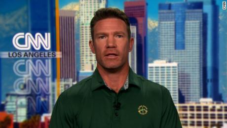 Ex-Green Beret, NFLer weighs in on anthem rule