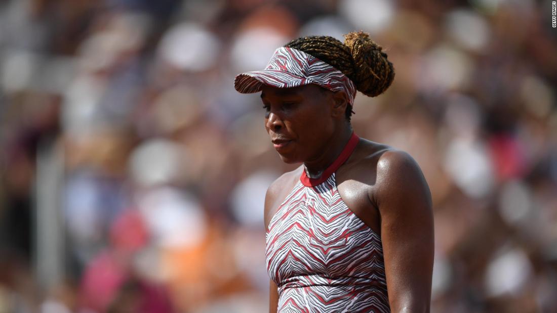 Bad news traveled in two as Venus Williams also suffered a shock exit after losing to Wang Qiang.