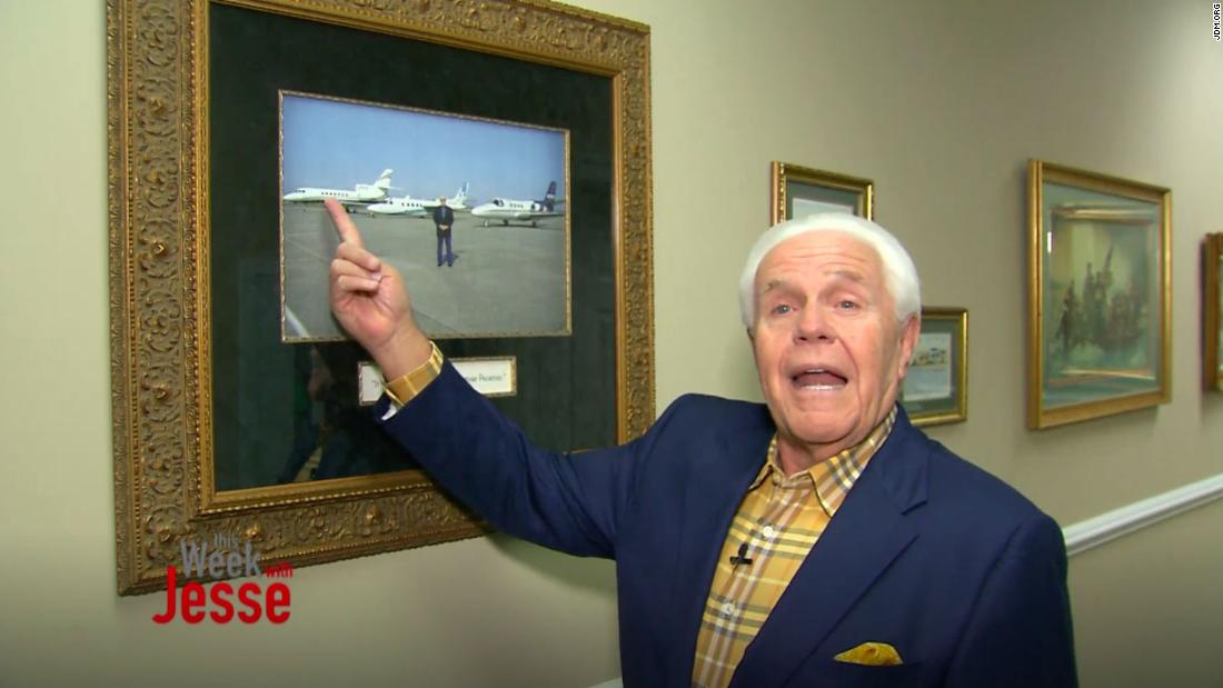 This televangelist is asking his followers to buy him a $54 million private jet – Trending Stuff