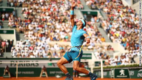 Rafael Nadal crushed Argentina&#39;s Guido Pella at the French Open. 