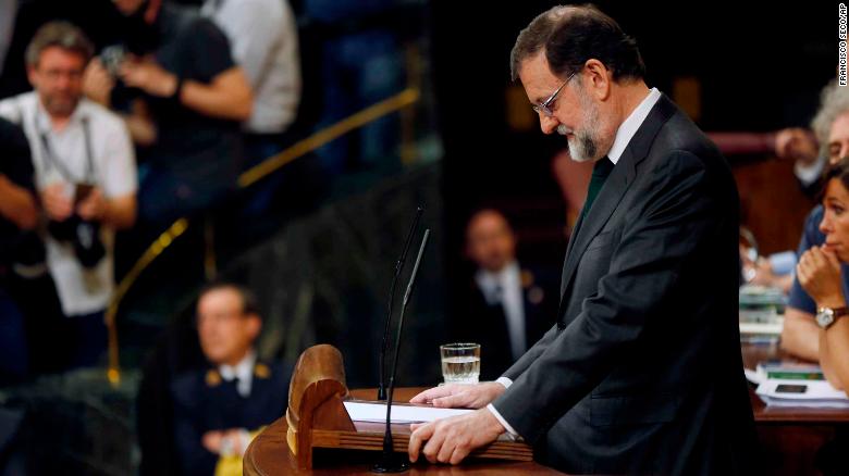 Mariano Rajoy pauses during a speech ahead of the confidence vote on Friday at the Spanish parliament in Madrid.