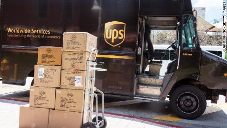 Four Ups Employees Arrested In Drug Smuggling Bust - Cnn