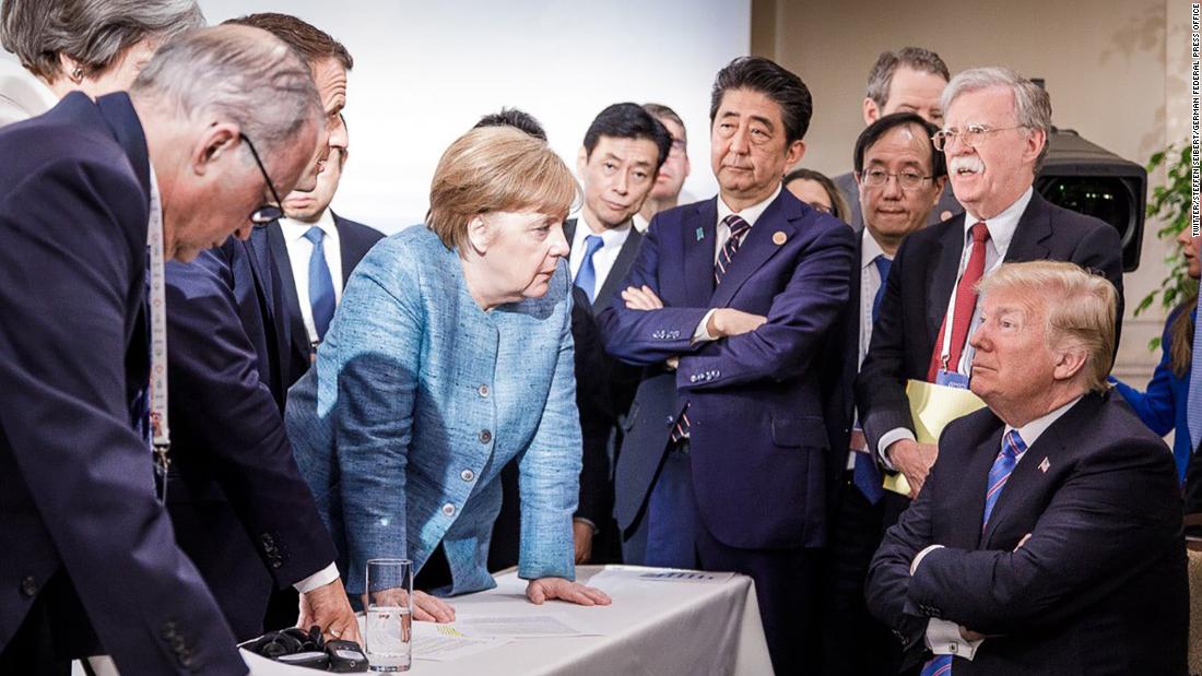 Tuổi tác còn quan trọng in marriage/relationship anymore? - Page 3 180609141740-01-merkel-trump-g7-0609-super-tease